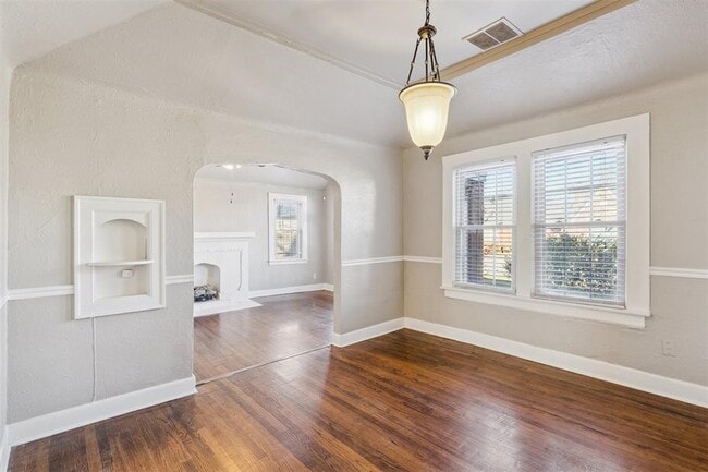 Building Photo - 1220 NW 43rd St