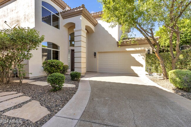 Building Photo - 10172 E Cochise Dr