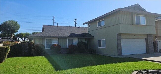 Building Photo - 12431 Avocado Ave