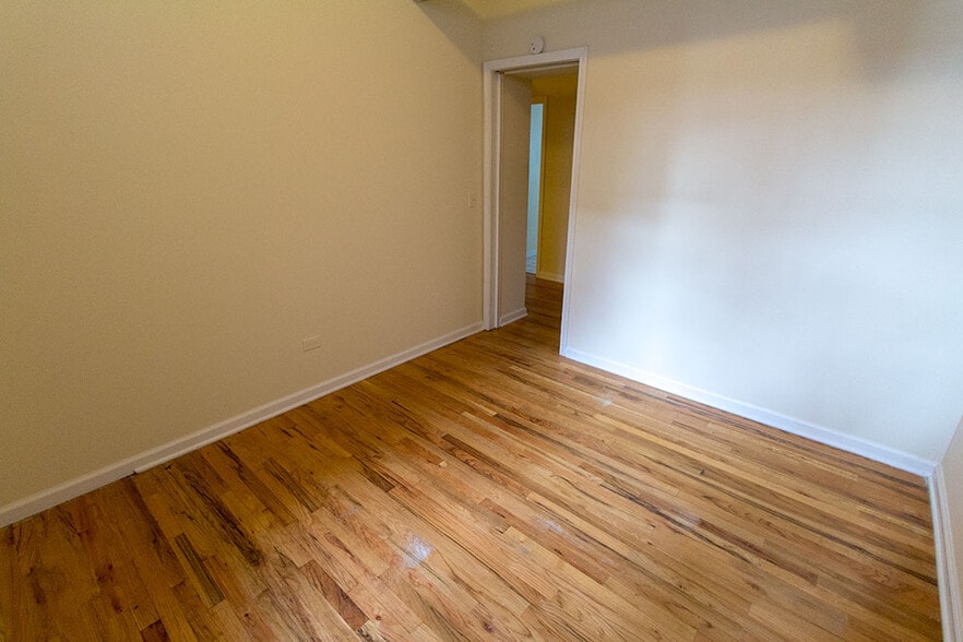 Building Photo - 1451 W Byron