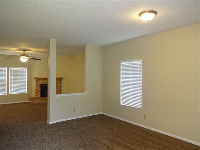Building Photo - 498 Old Glory Drive