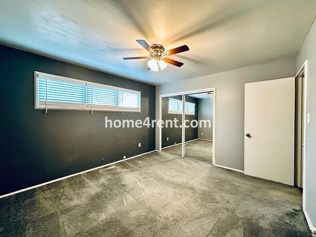 Building Photo - Charming Ranch Style, Prairie Village Home w/ a Fenced Yard, Updated Baths, and All Appliances In...