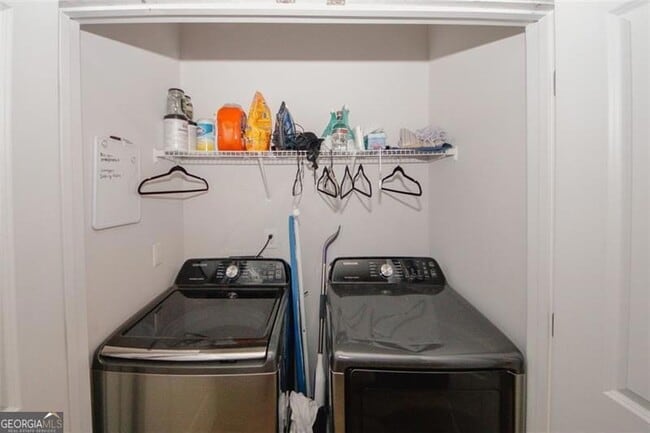 Building Photo - 10162 Benton Woods Dr