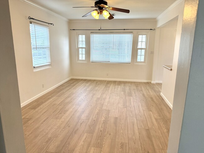 Building Photo - 327 Lima St