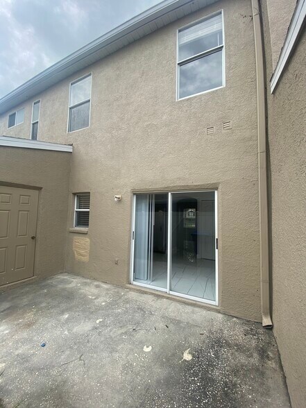 Building Photo - 10103 Belleville Pl