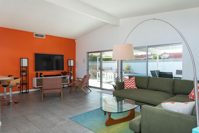 Building Photo - 2305 E Bellamy Rd