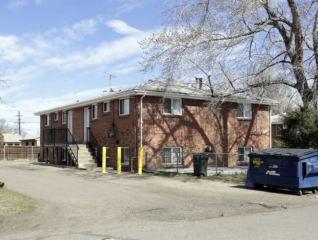 Primary Photo - Hagaman House Apartments