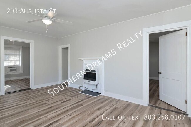 Building Photo - 203 Augusta St