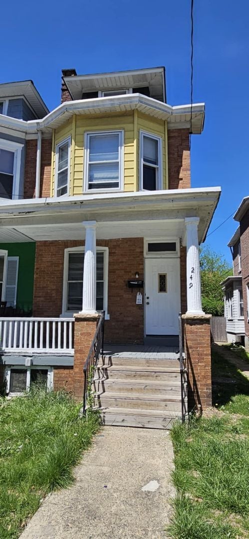 Building Photo - 249 Highland Ave