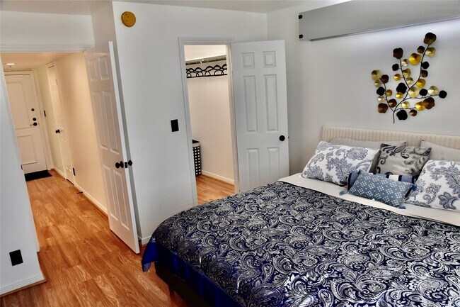 Building Photo - 3525 Sage Rd