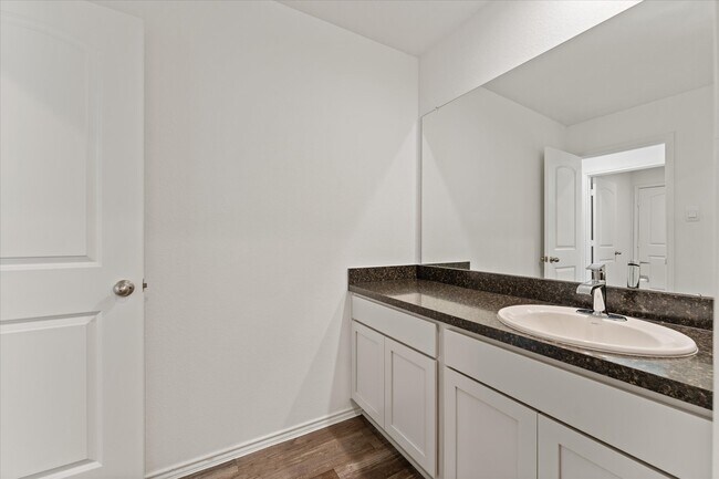 Building Photo - 24210 Sandstone Valley Ln