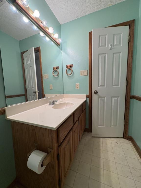 Building Photo - 1508 Beachview Dr