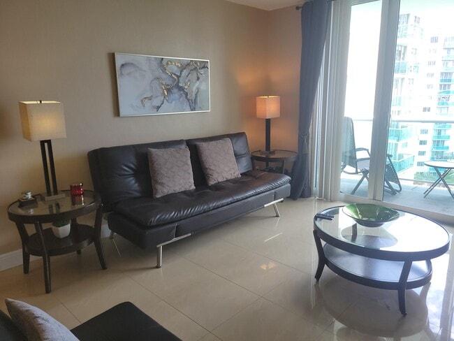 Building Photo - 3901 S Ocean Dr
