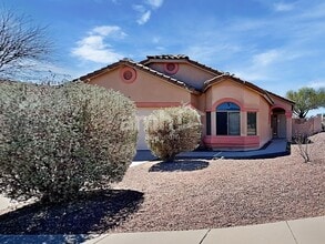 Building Photo - 238 E Camino Limon Verde