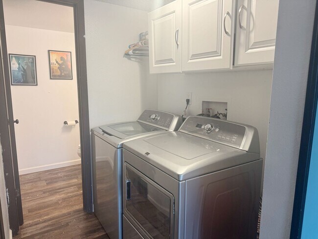 Building Photo - Single Family 3 Bedroom Home in Briargate