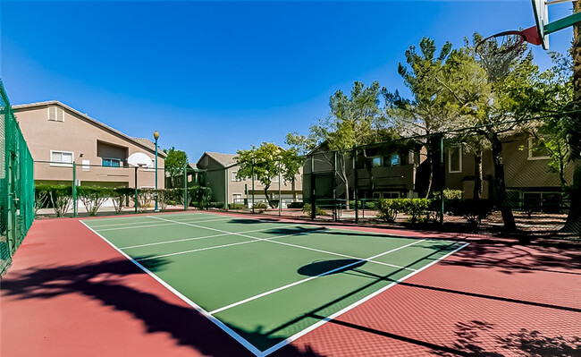 Building Photo - 2053 Quarry Ridge St