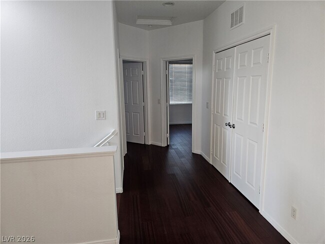 Building Photo - 7349 Trialside Park Ct