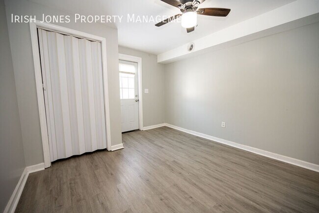 Building Photo - 315 E Park Dr