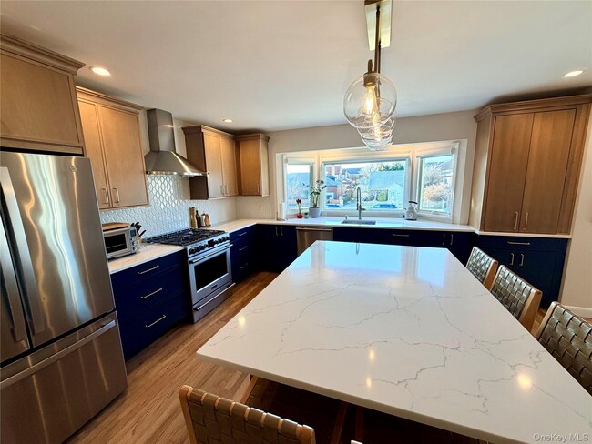 Building Photo - 214 National Blvd