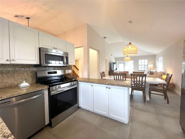 Building Photo - 13473 Fountain View Blvd