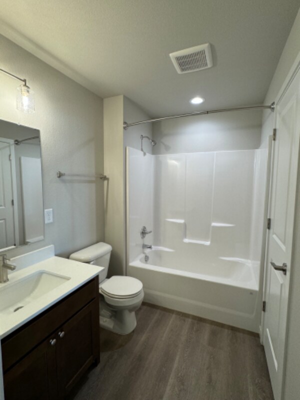 Building Photo - 1940 Good Hearted Pl