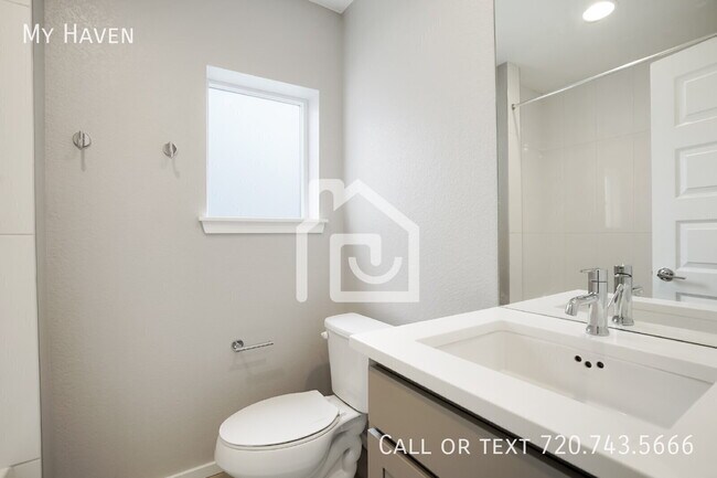 Building Photo - 1473 W 67th Ave