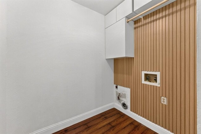 Building Photo - 1804 Stagecoach Trail