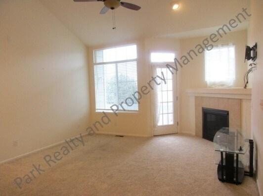 Building Photo - 1244 Carlyle Park Cir