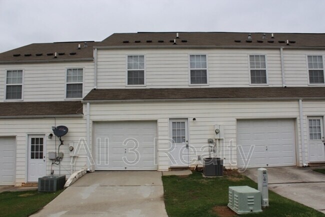 Building Photo - 4527 Heritage Pkwy