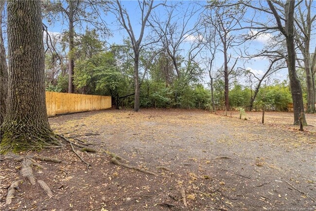 Building Photo - 1005 Anarine Rd