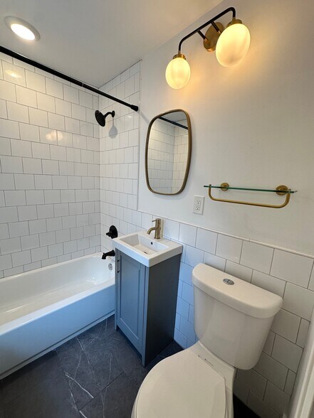 Bathroom - 401 Sherburne Ave