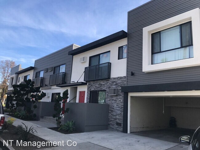 Primary Photo - Studio, 1 bath Apartment - 3601 Keystone A...