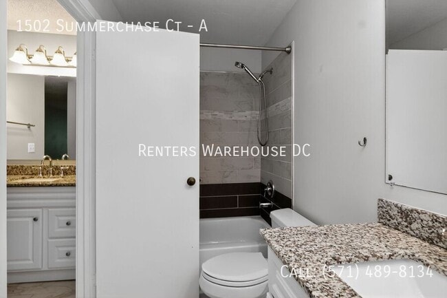 Building Photo - 1502 Summerchase Ct
