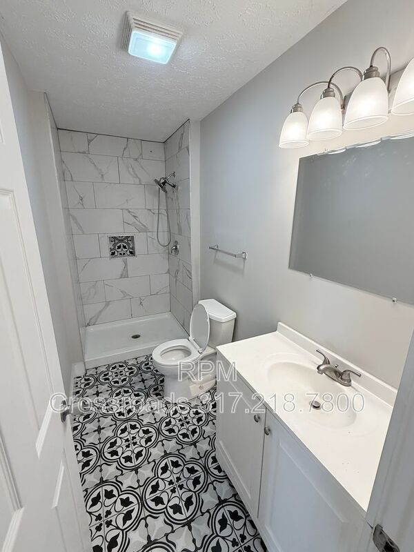 Building Photo - 3449 Boulevard Pl