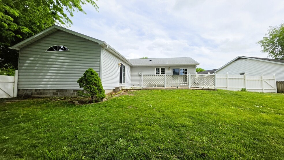 Building Photo - 3013 Barrybrook Ct