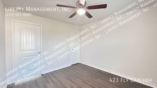 Building Photo - 423 Fly Catcher