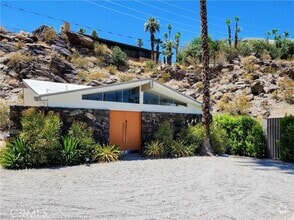 Building Photo - 2499 S Palm Canyon Dr