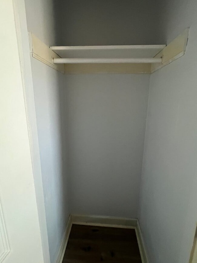 Building Photo - 98 Chautauqua Ave