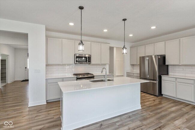 Building Photo - 3148 Hawking Ct