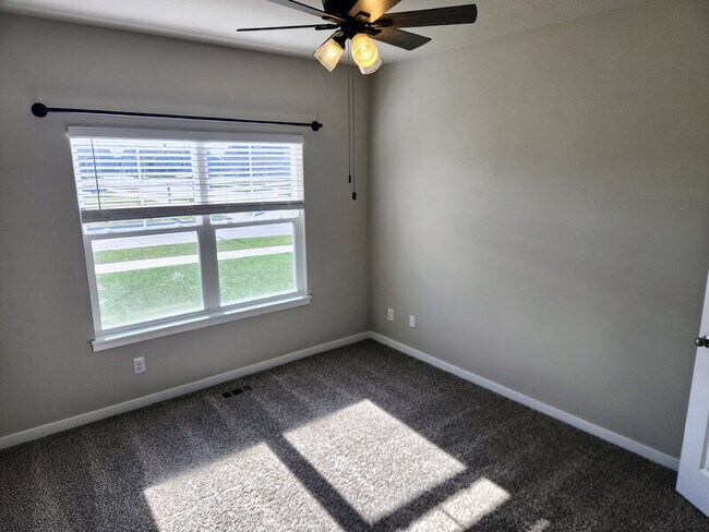 Building Photo - 2124 NW 44th St