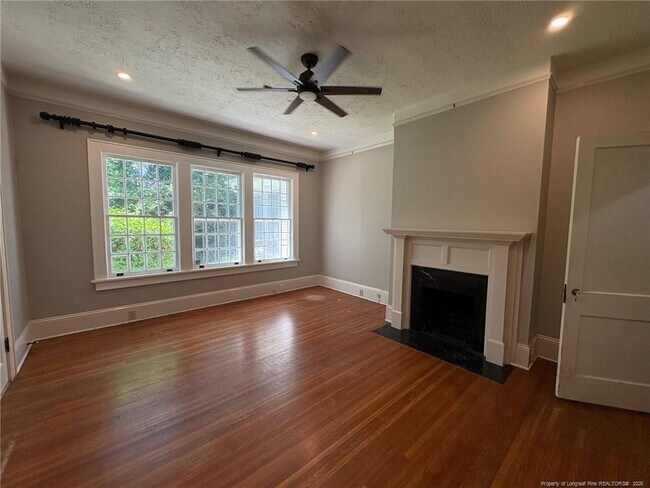 Building Photo - 310 Hinsdale Ave