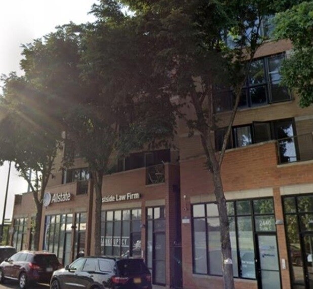 Building Photo - 2440 W Madison St