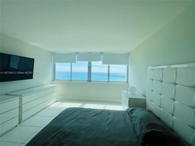 Building Photo - 7135 Collins Ave