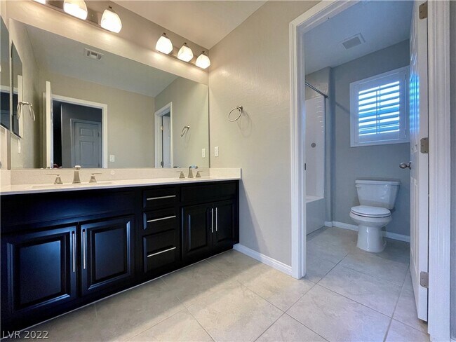 Building Photo - 354 Mezzaforte St