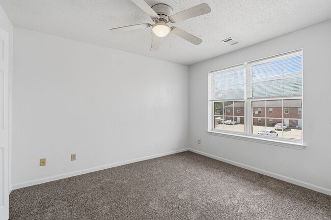 Building Photo - 111 Commercial