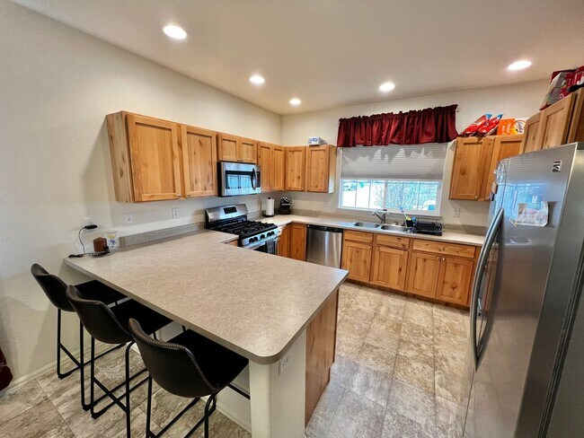Building Photo - Spacious 4 Bed, 2 1/2 Bath House in Berthoud!