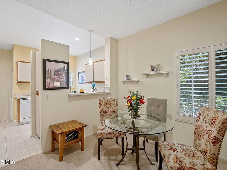 Building Photo - 77 Via Colinas
