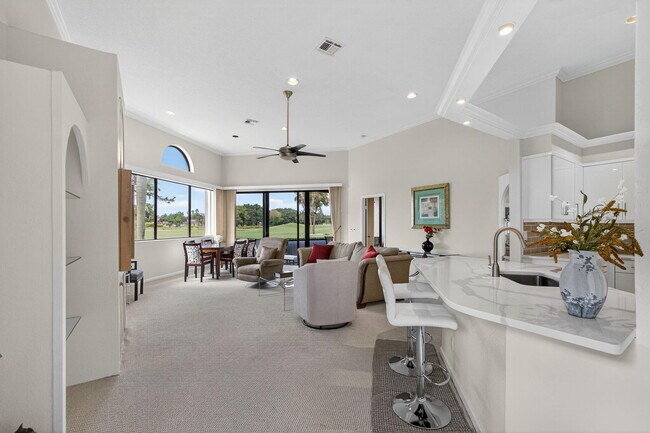 Building Photo - 773 Windermere Way