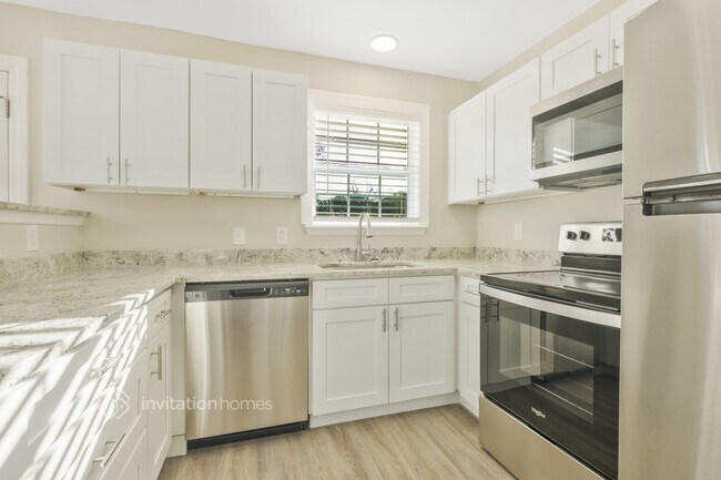 Building Photo - 6727 Calvados Ave