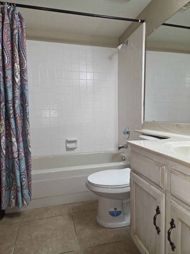 Building Photo - 2 Bed 2 Bath Townhome with 1 car garage in Mesa